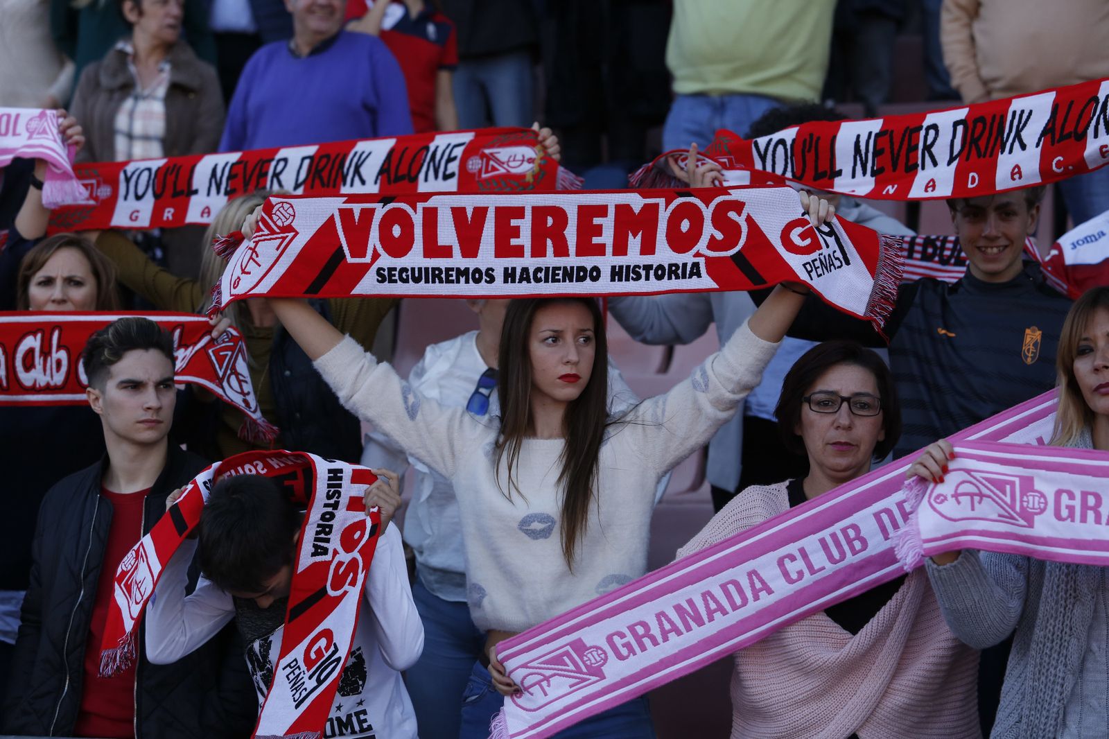 El Granada CF-Huesca, en imágenes