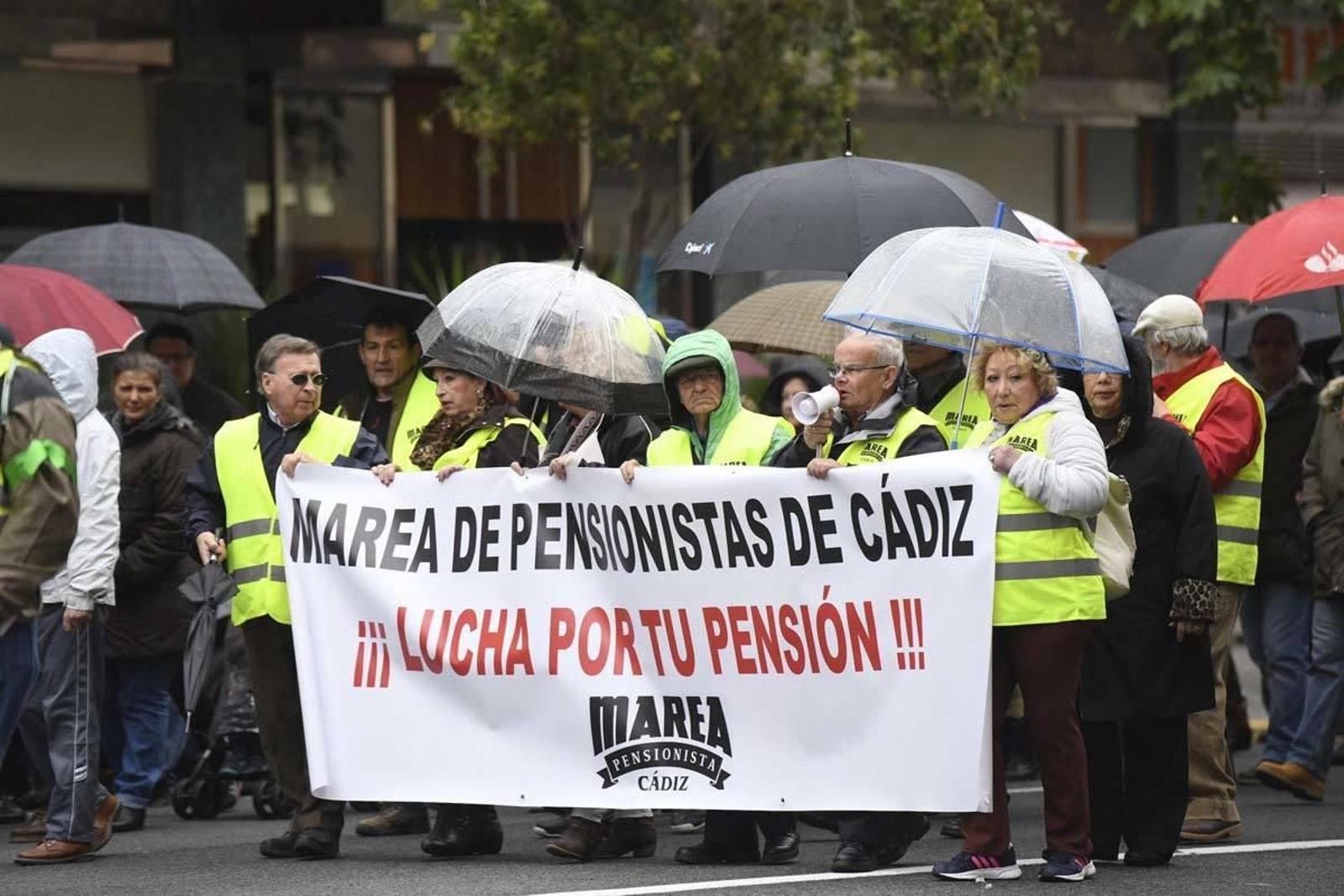 Las imágenes de la Marea Blanca de Cádiz