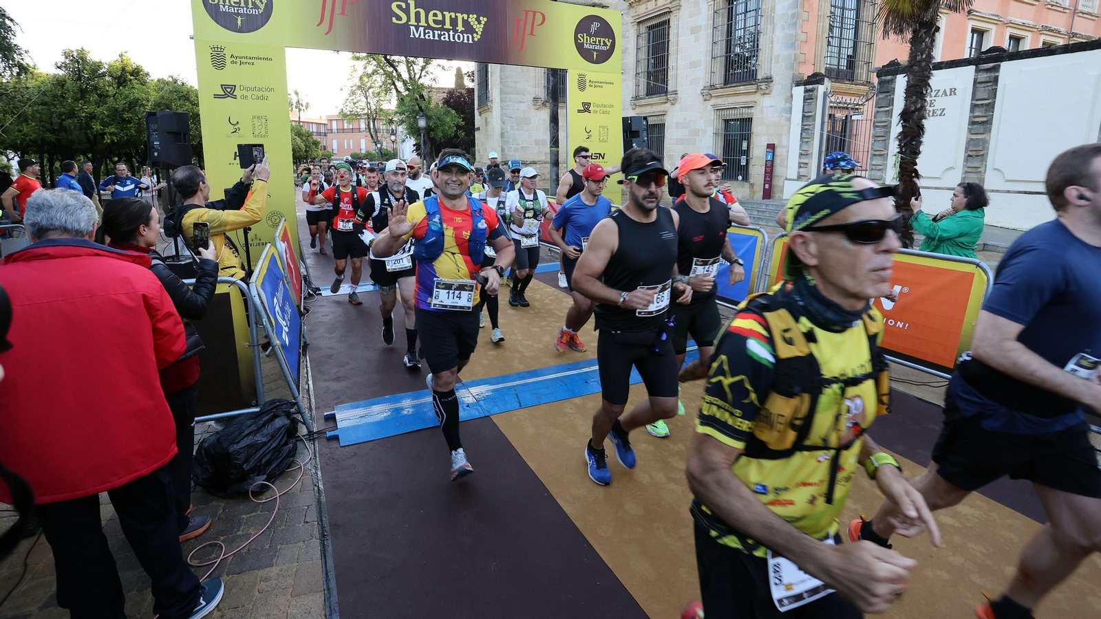Búscate en la Sherry Maratón 2025 de Jerez (I)