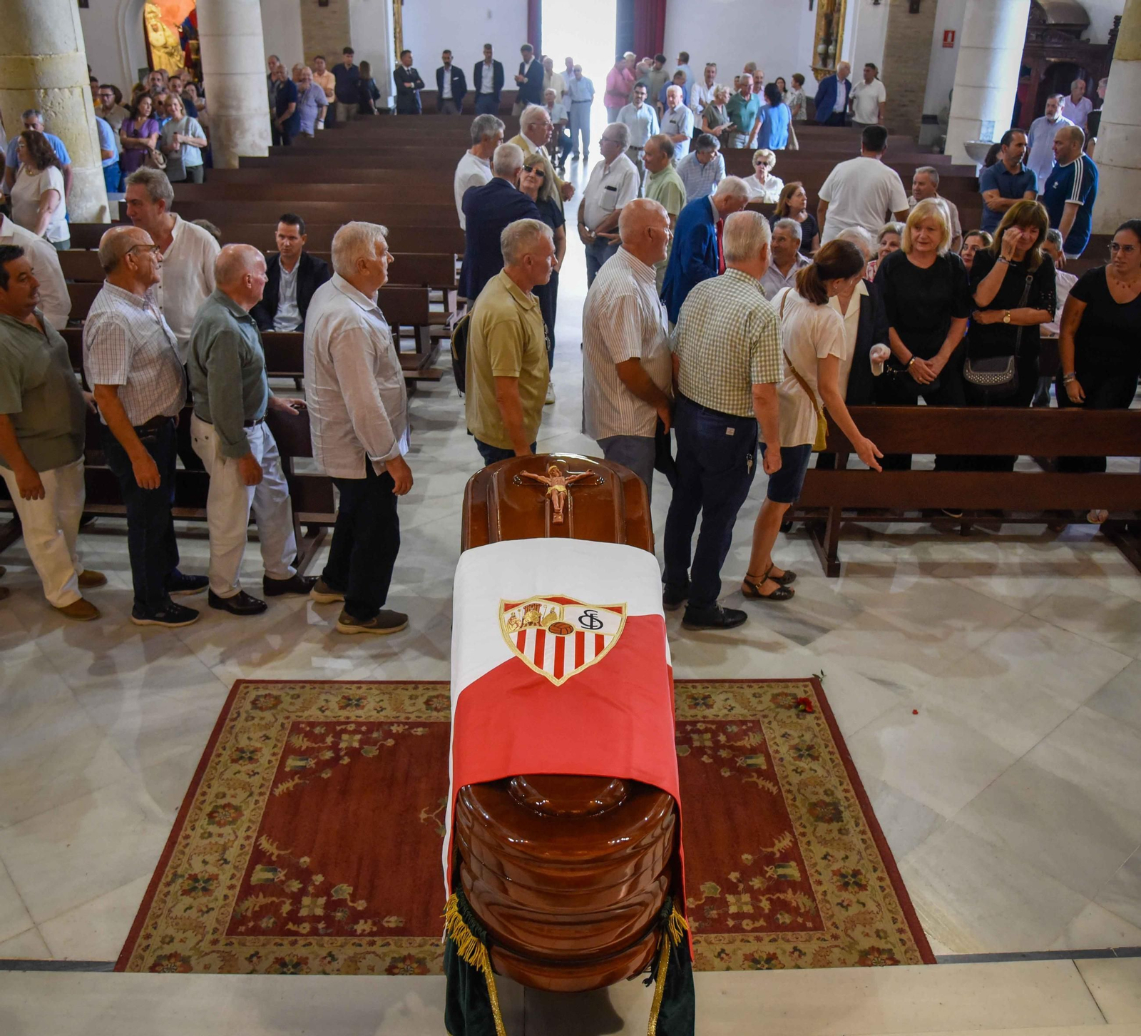Misa funeral por el alma de Manolo Cardo