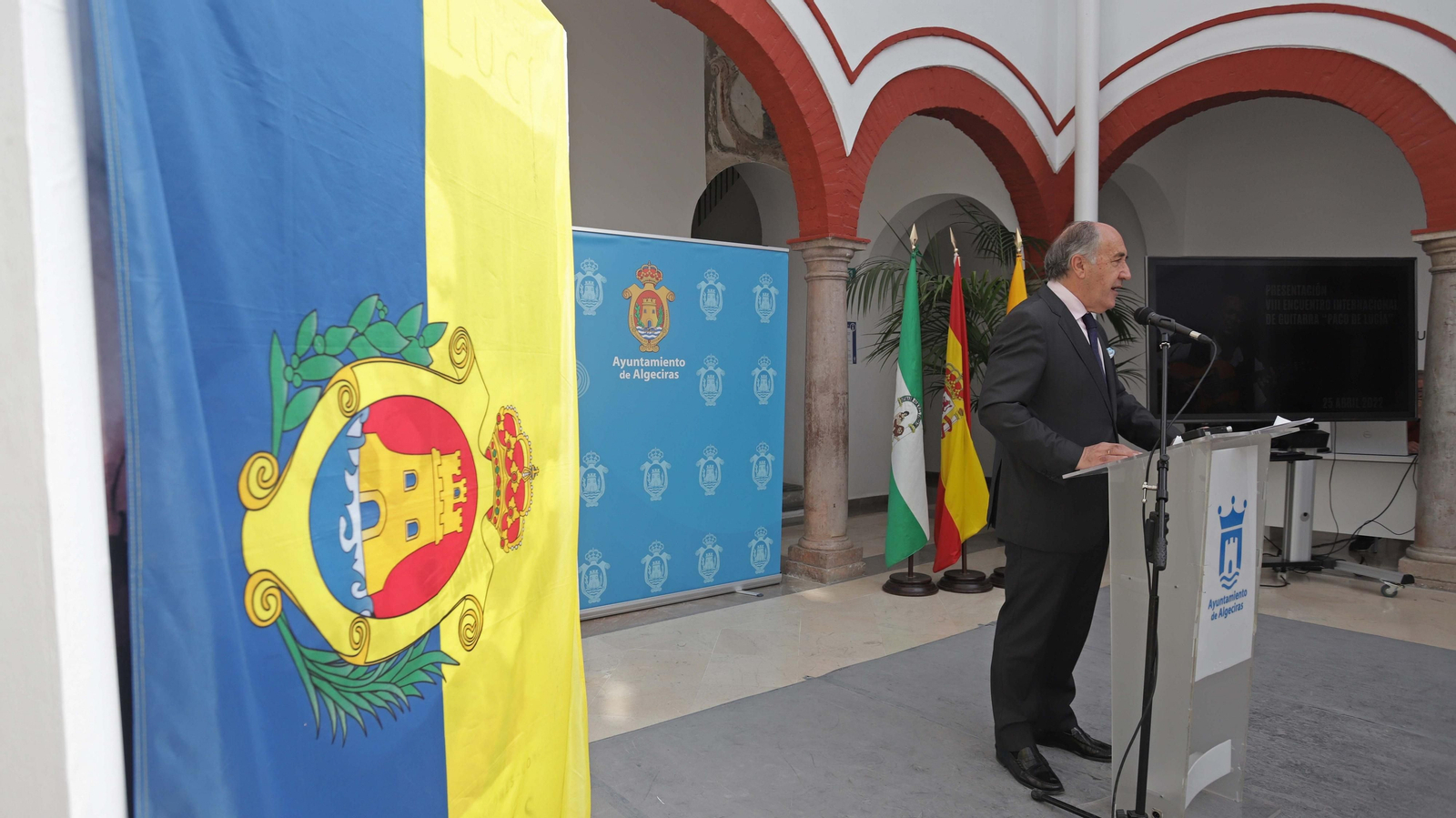 Fotos de la presentación del VIII Encuentro Internacional de Guitarra 'Paco de Lucía'