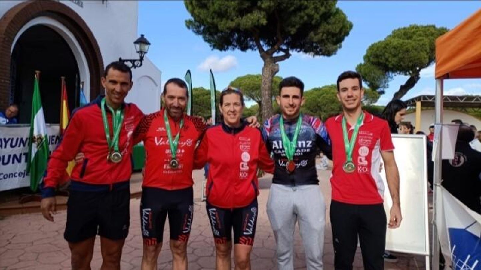 El Bicicletas Valdayo se proclamó campeón andaluz masculino por equipos.