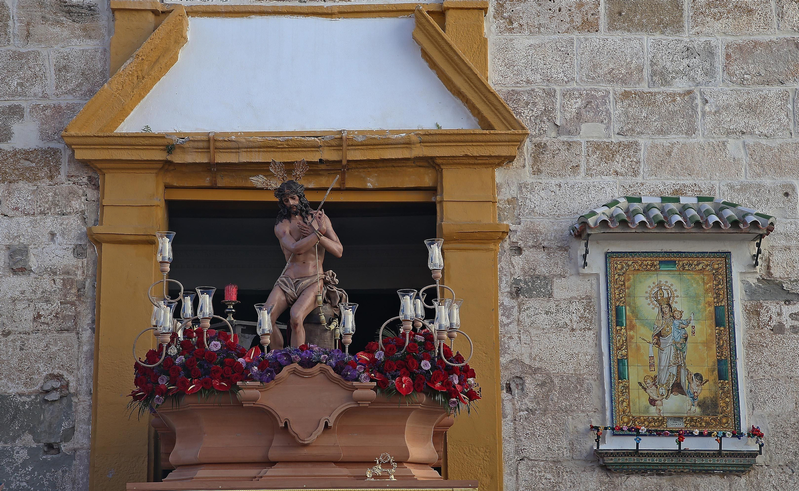 Fotos del Lunes Santo en Algeciras: Coronado de Espinas y La Columna