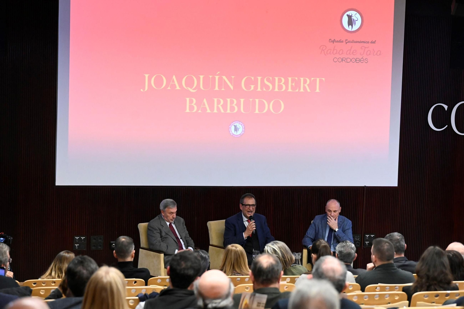 La Cofradía Gastronómica del Rabo de Toro reconoce a la familia Piedra