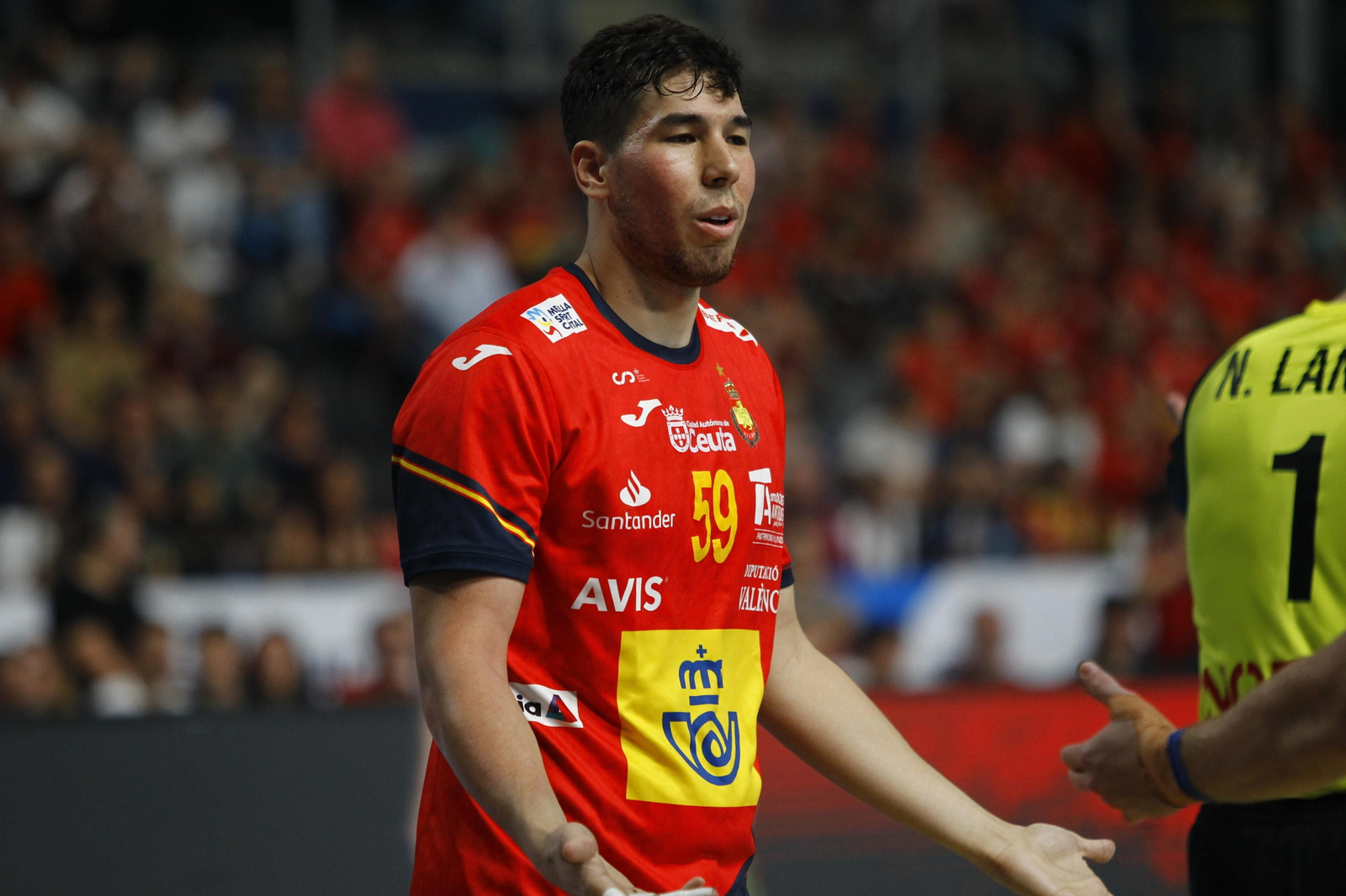 Imágenes del España-Dinamarca de la EHF Euro Cup de balonmano, en Almería