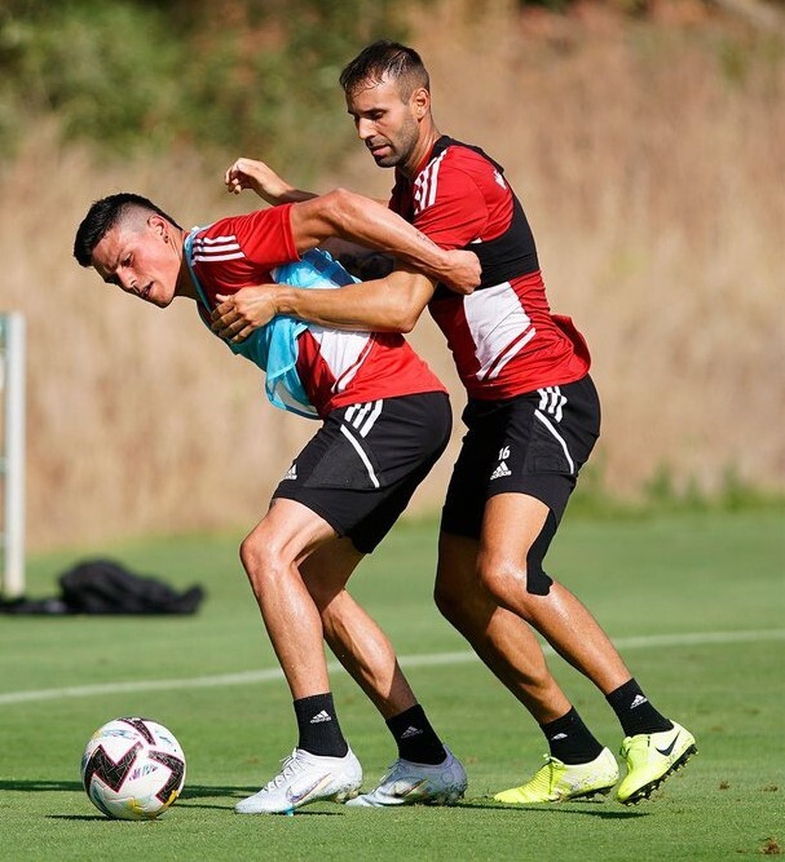 Entrenamiento del Granada CF en  Montecastillo