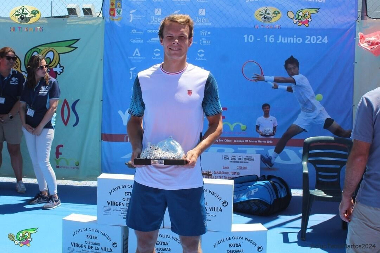 El belga Michael Geerts, campeón en Martos.