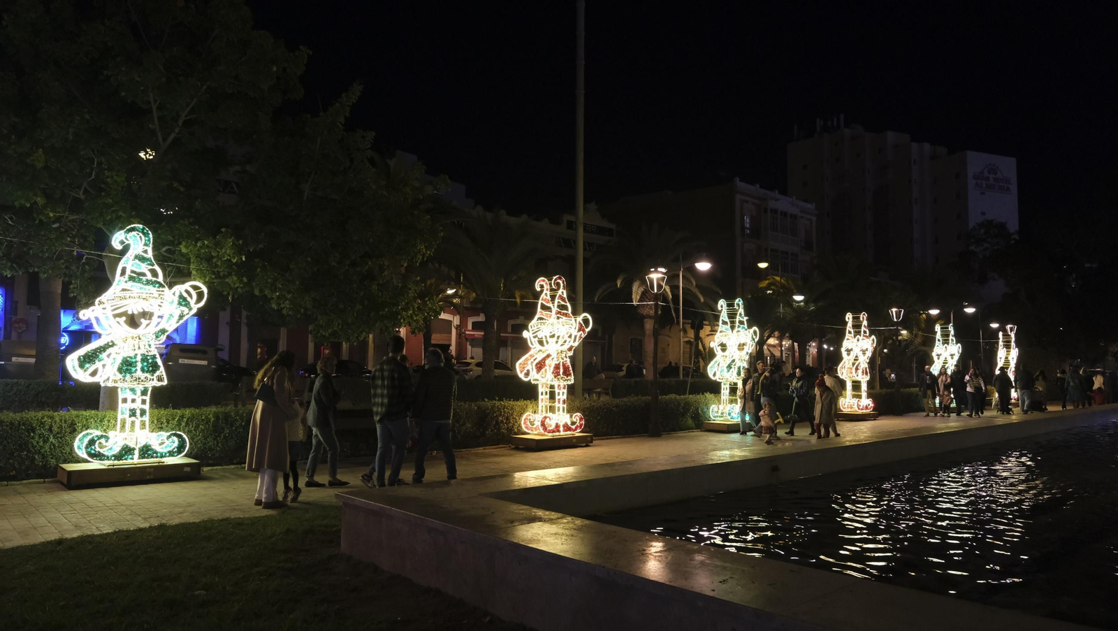 'Almería, la Ciudad de la Luz', espectáculo de luces, en imágenes