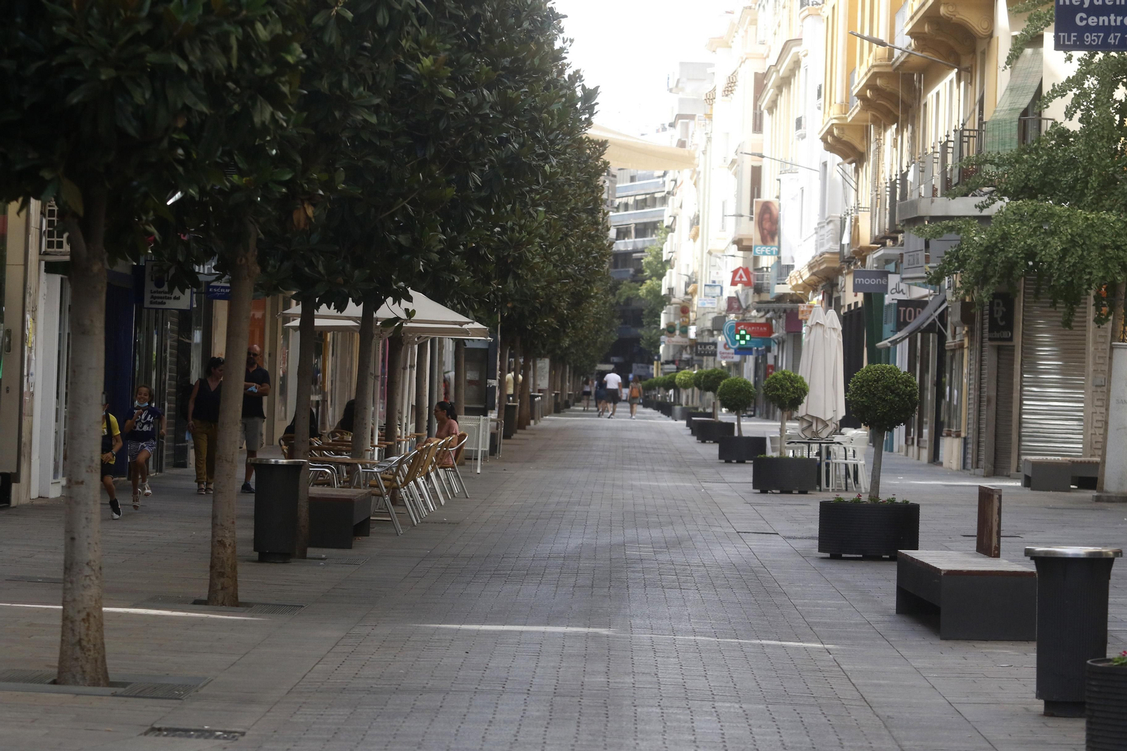 El sofocante domingo de Córdoba, en fotografías