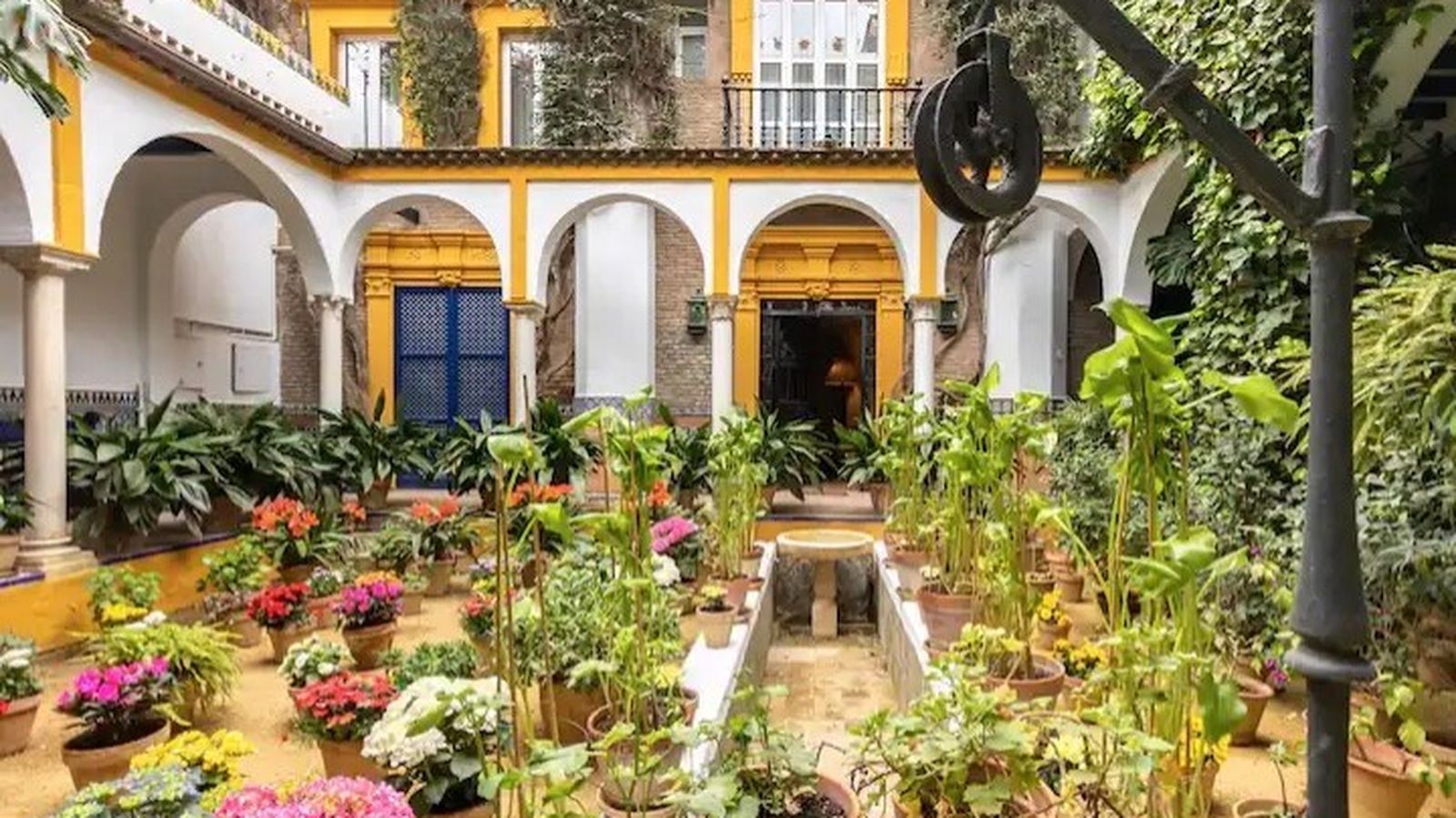 Otra perspectiva del patio