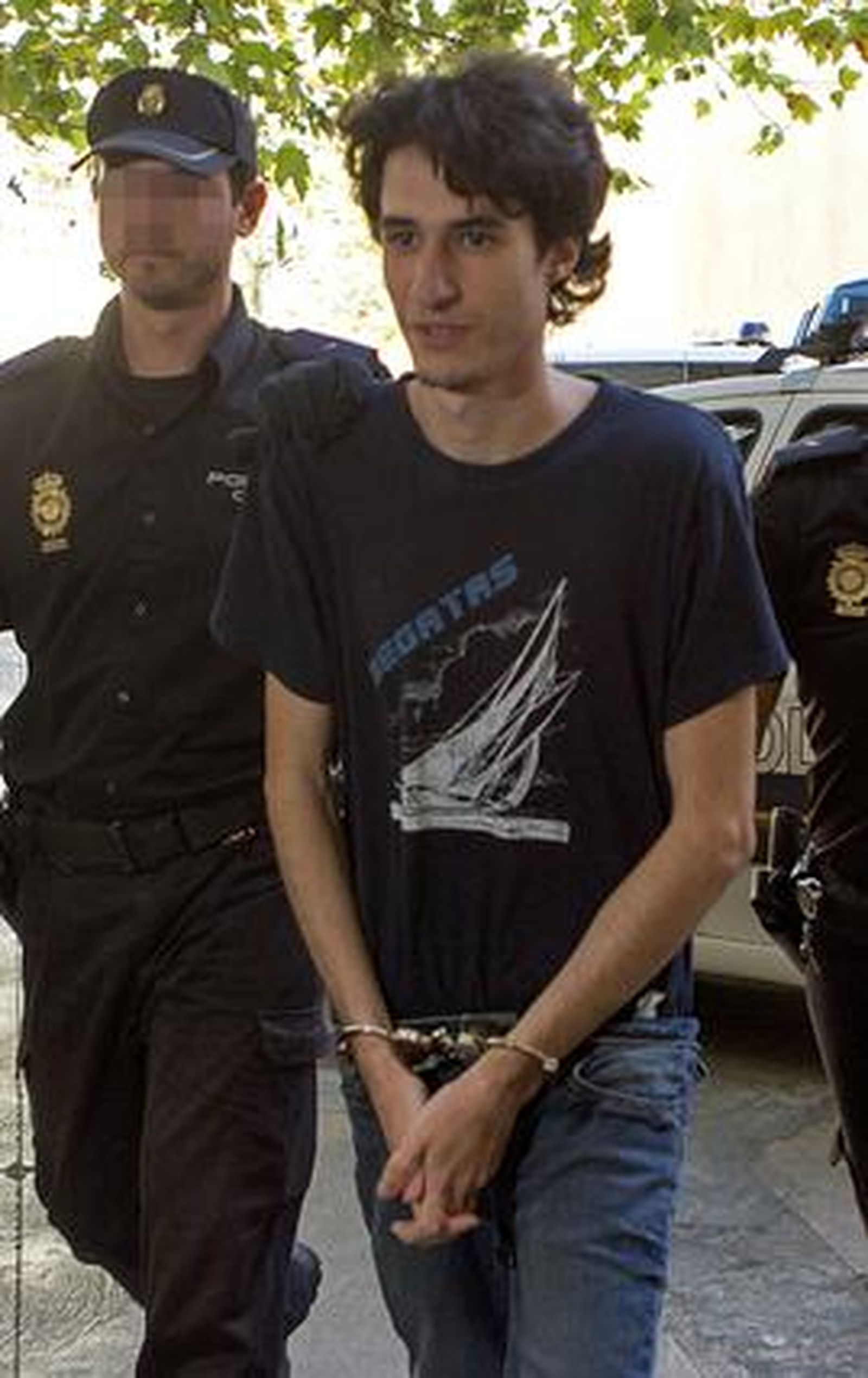 El detenido en Mallorca confiesa que pretendía recrear la matanza de Columbine