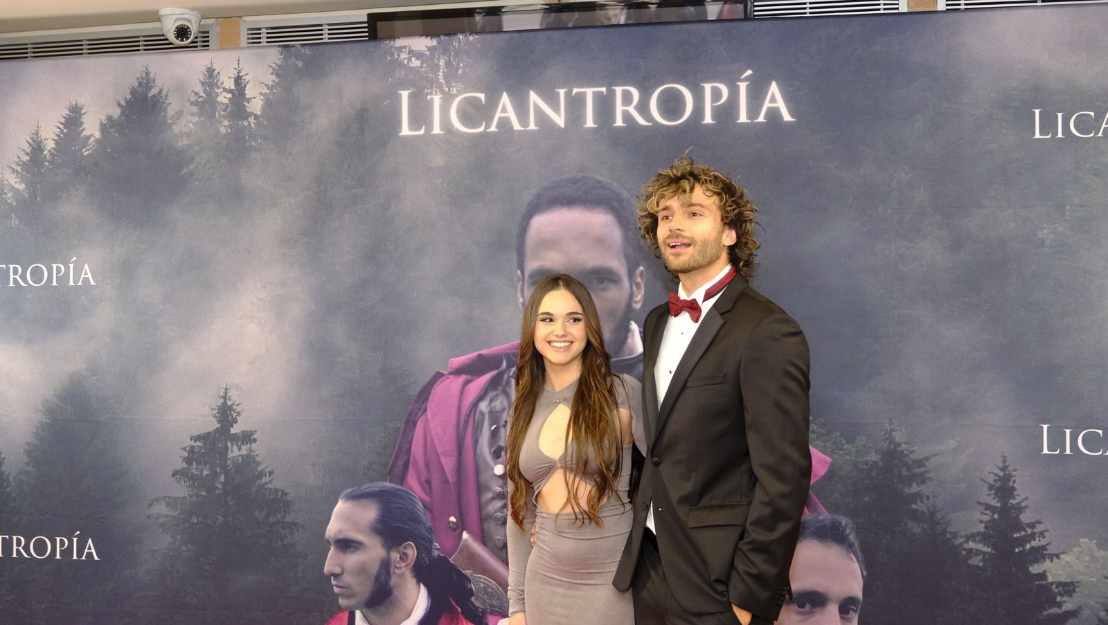 Imágenes del estreno en Almería de la película Licantropía