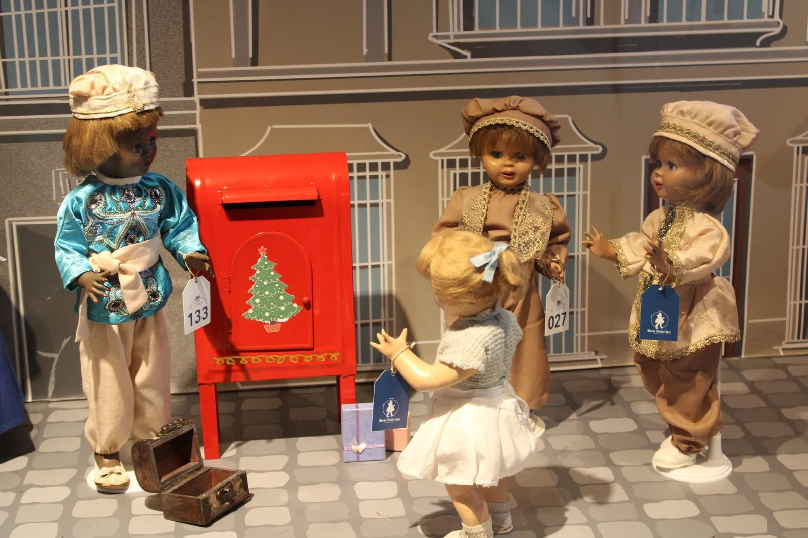 Colección de muñecas María Emilia Lira