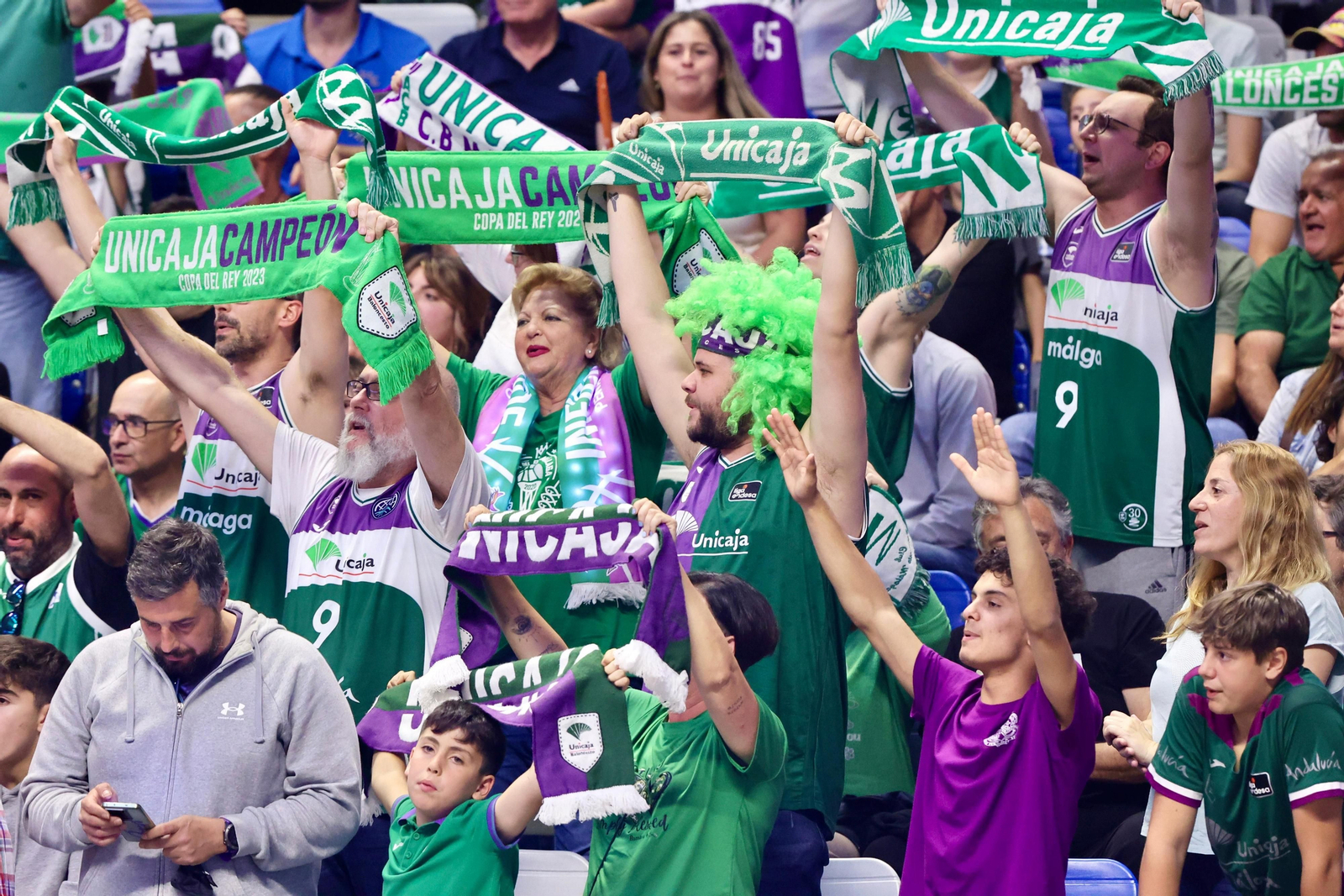 Búscate en las gradas del Carpena en el Unicaja-Baskonia