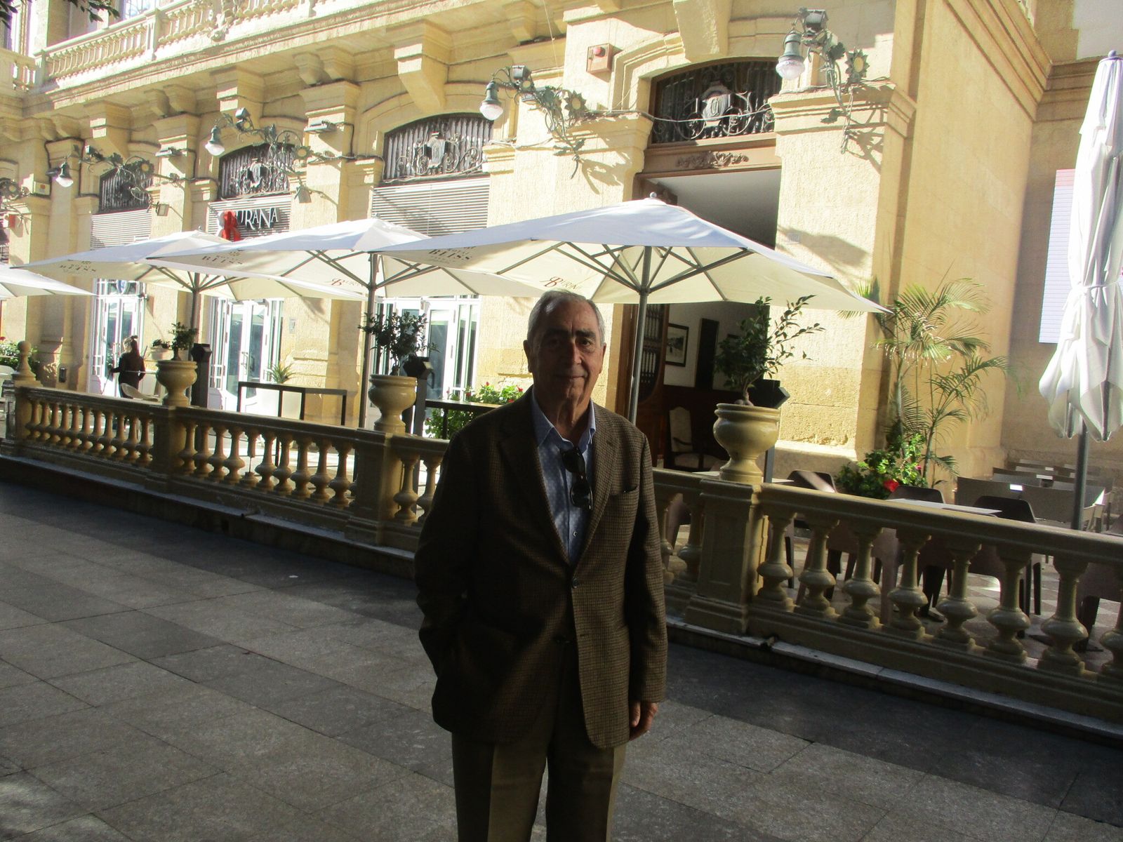 Francisco Balcázar ante el Círculo Mercantil entidad de la que es presidente desde el año 1995.