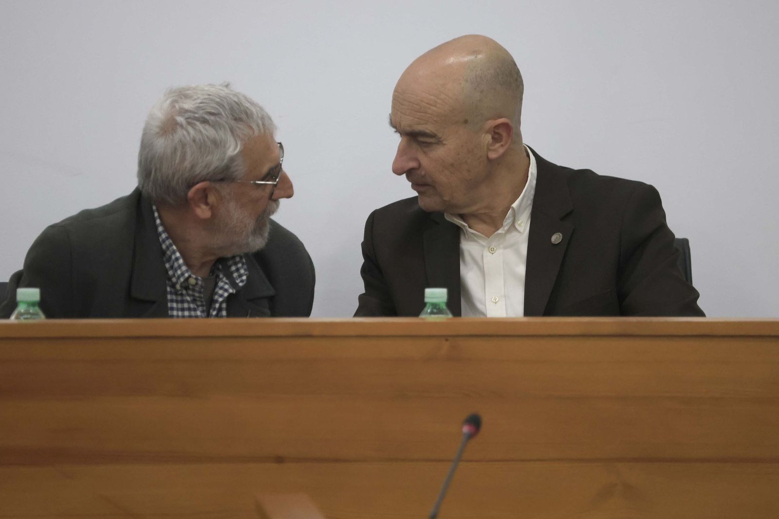 Las fotos de la presentación de las dos nuevas guías del patrimonio del Campo de Gibraltar