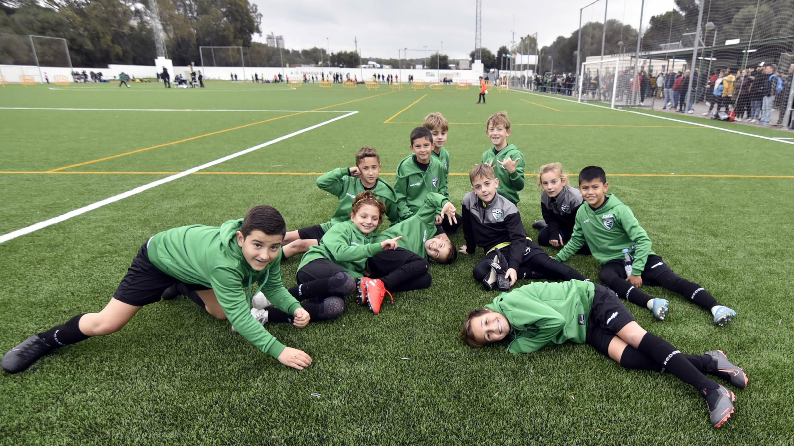 Las mejores fotos del XII Torneo de Navidad de futbol base AD Taraguilla
