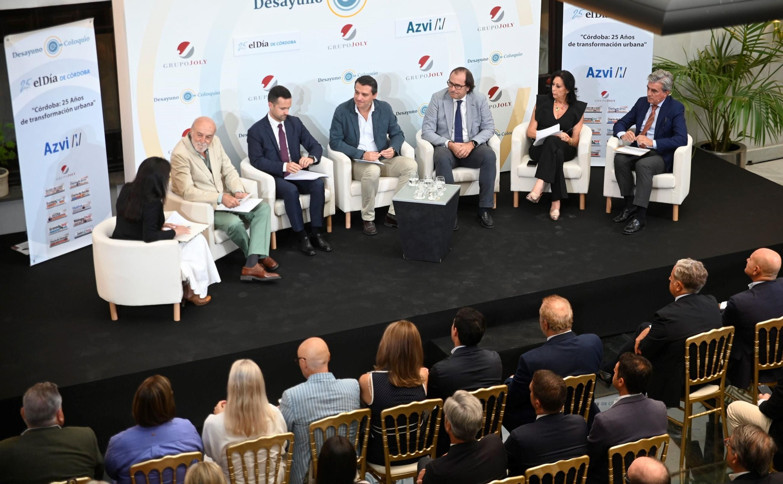 Las imágenes del desayuno-coloquio de 'El Día' sobre el desarrollo urbanístico de Códoba