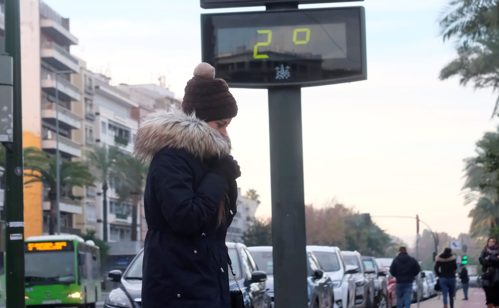 Un termómetro muestra 2 grados de temperatura en Córdoba.