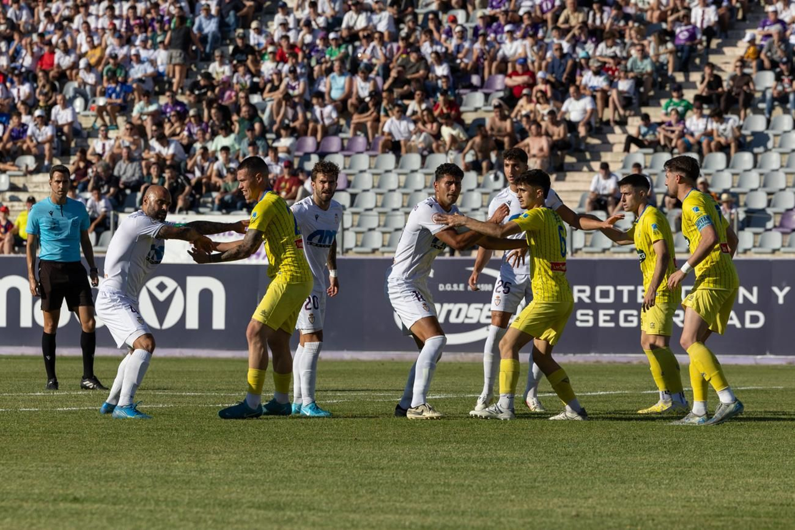 Las mejores imágenes del Real Jaén - CD Huétor Tájar Las mejores imágenes del Real Jaén - CD Huétor Tájar