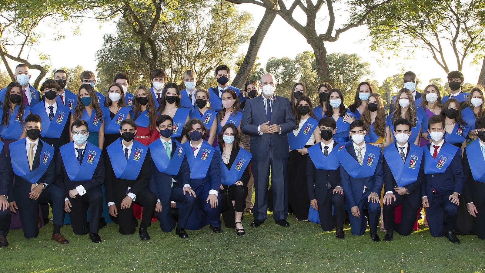 Alumnos de la promoción 2019-2021 de Laude El Altillo School.