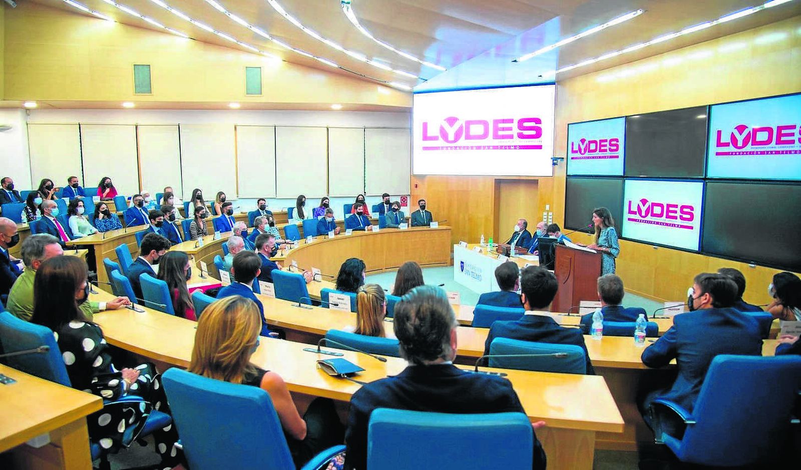 Lydes, formación a universitarios para una exitosa carrera profesional