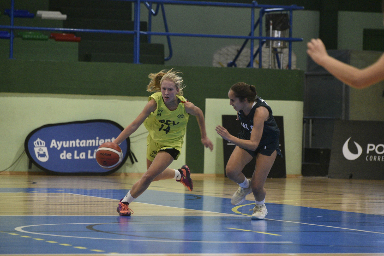 La primera jornada del Andaluz infantil femenino de baloncesto en La Línea