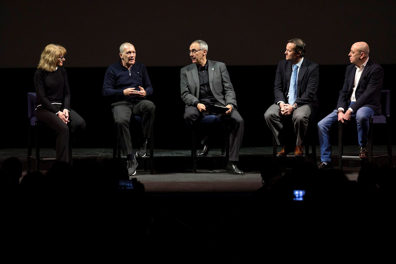 Los contertulios del debate, después de la proyección del corto.