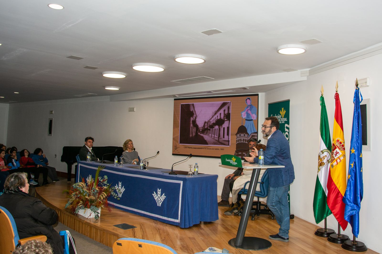 Un momento de la presentación de los segundos premios Antonio Arribas.