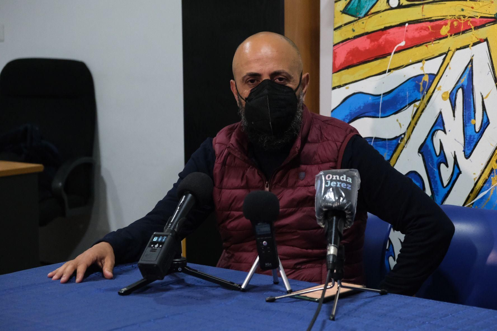 Juan Luis Gil 'Titín', en una comparecencia en la sede del club.