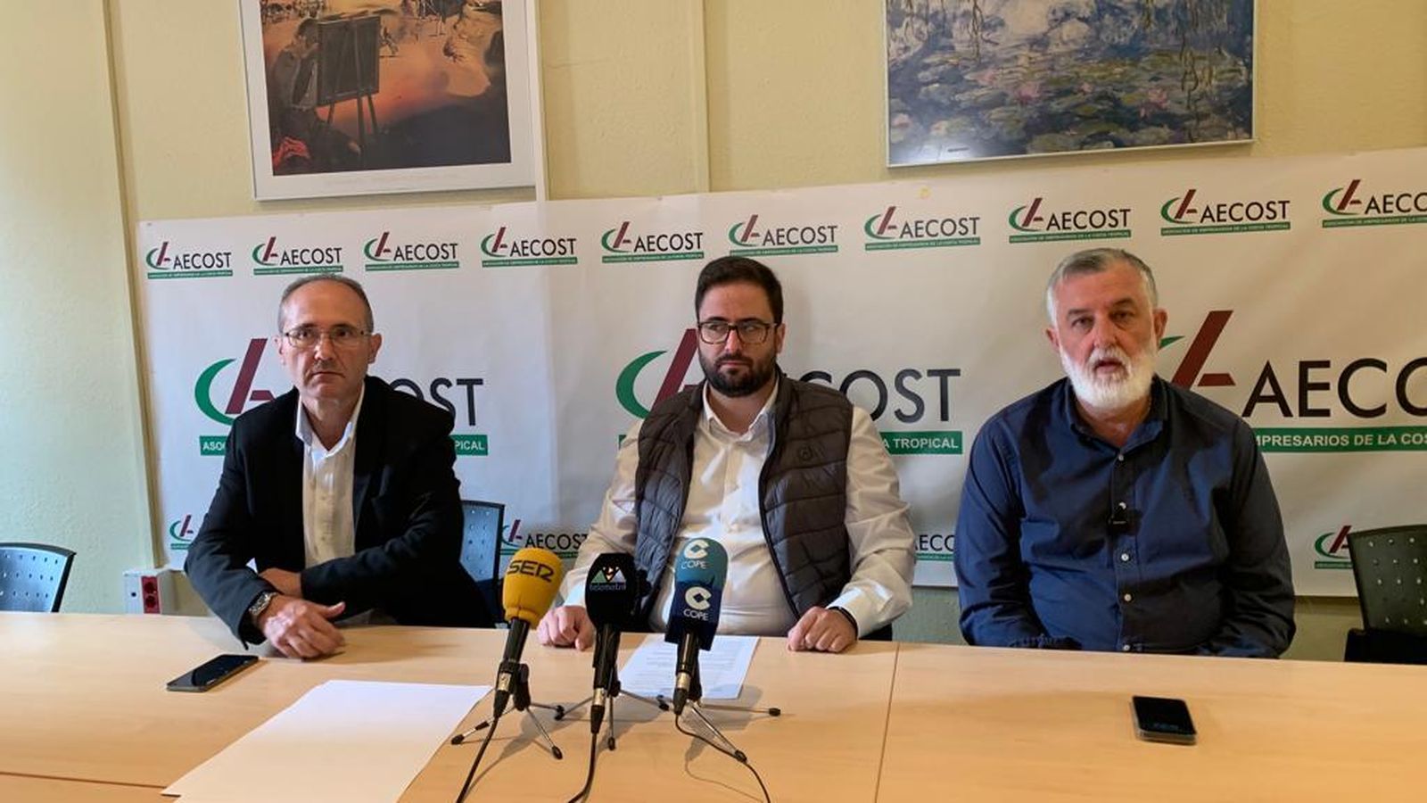 Varios representantes de la Plataforma