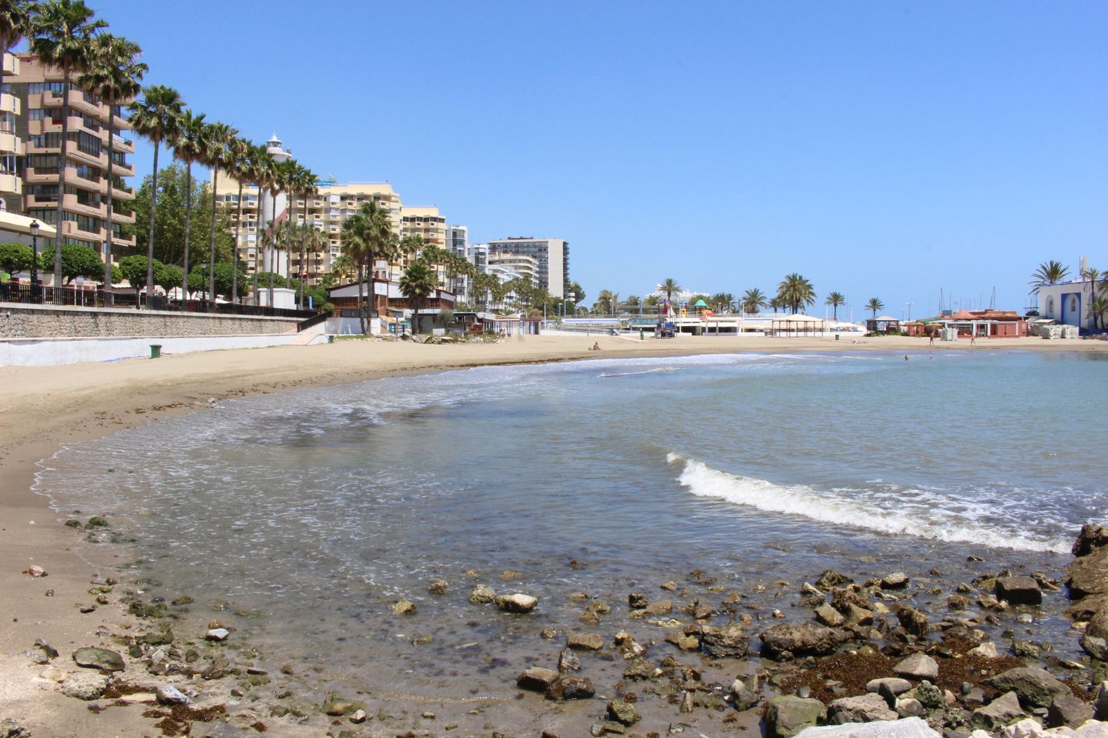 La playa de El Faro en Marbella en el camino hacia la fase 2 de la desescalada