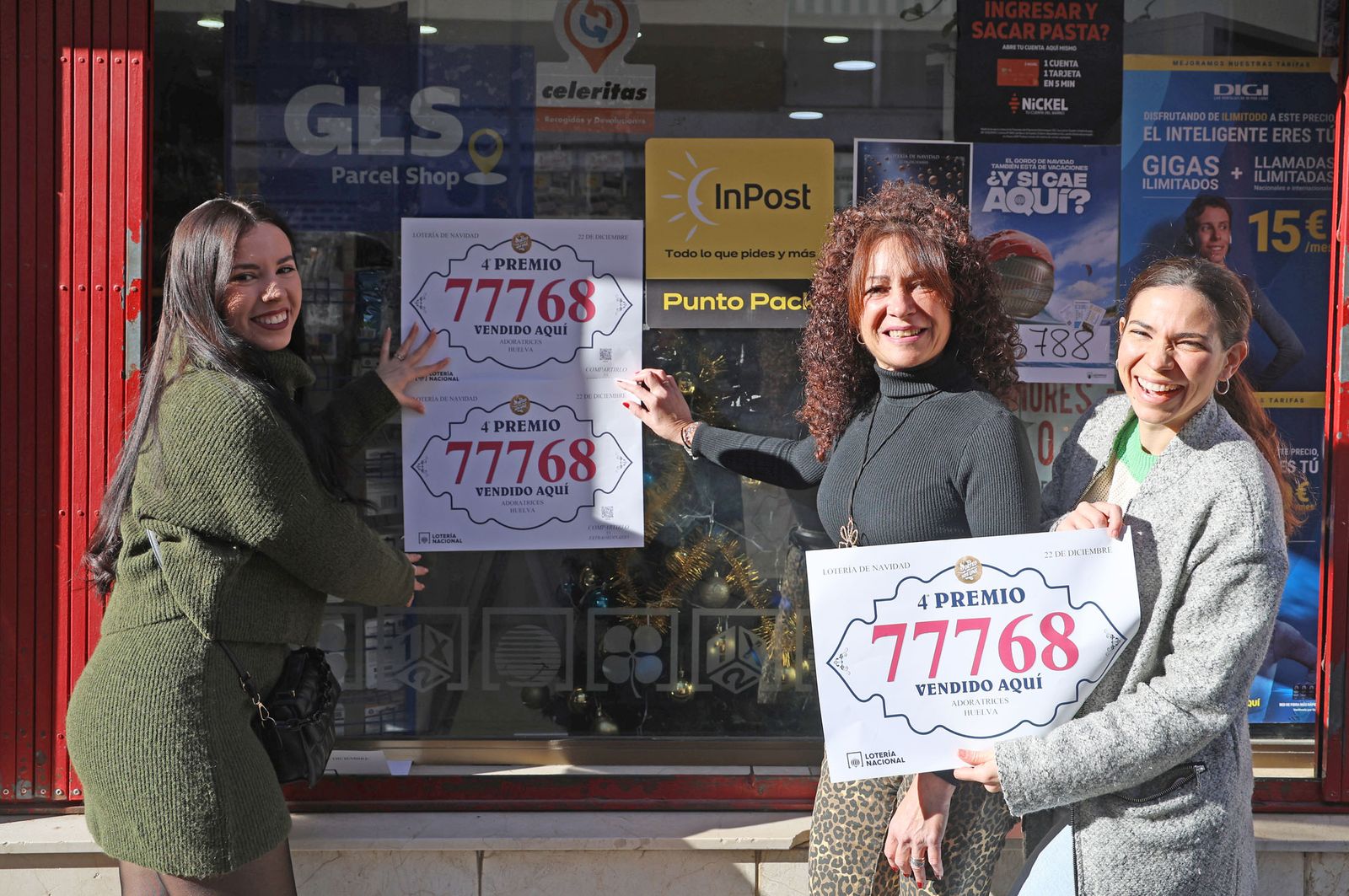 Imágenes de la celebración de los premios de la Lotería de Navidad en Huelva