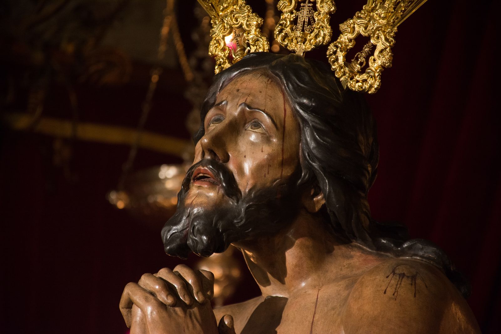 Besapiés a Nuestro Padre Jesús de las Penas, de la Hermandad de la Estrella