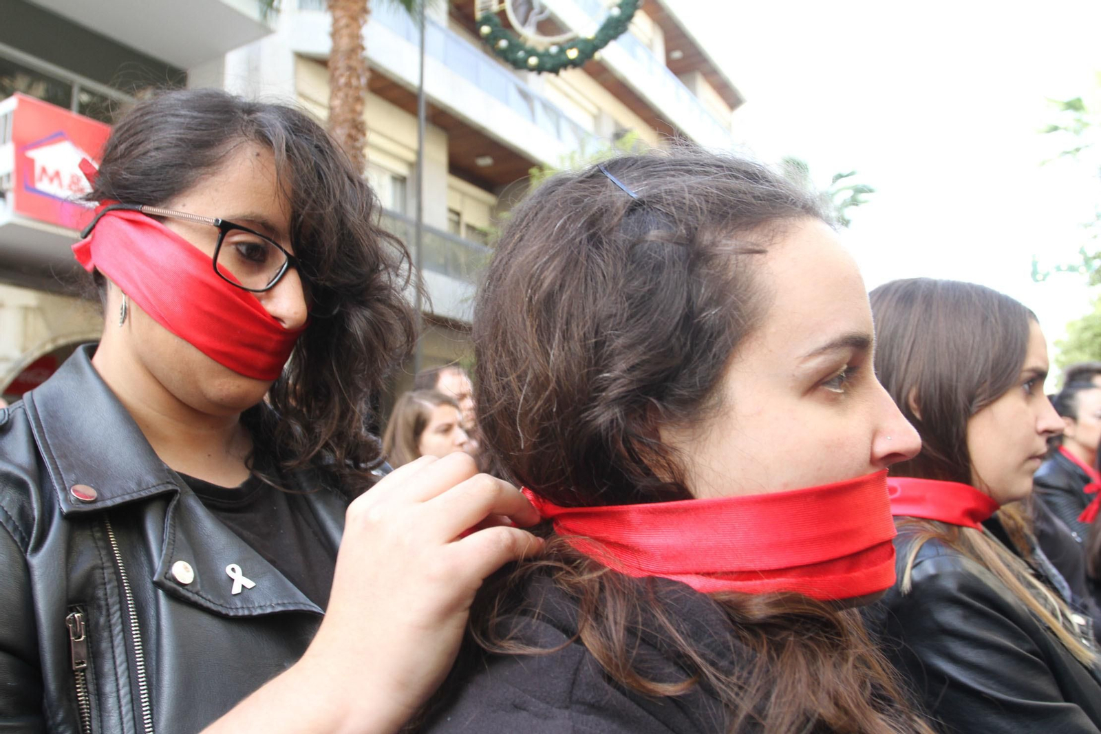 Lectura de manifiesto de violencia contra la mujer