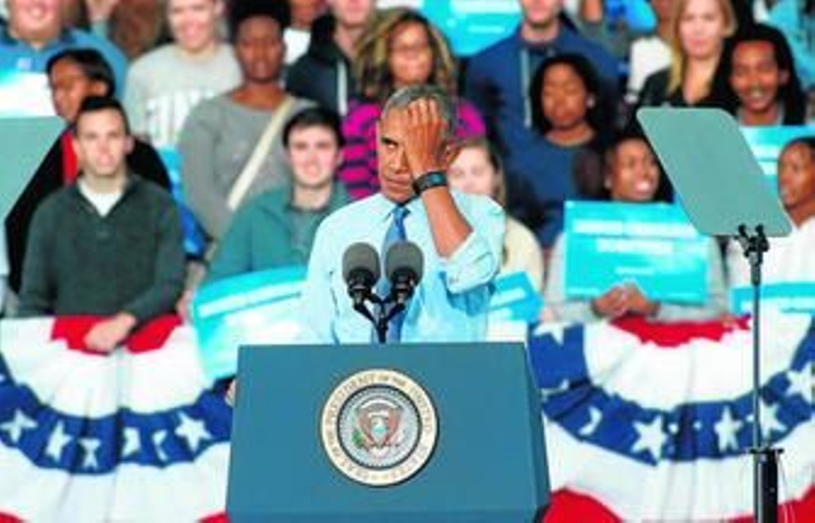 Obama interviene en un evento de la campaña de Hillary Clinton el martes en el Anfiteatro White Oak de Greensboro, Carolina del Norte.