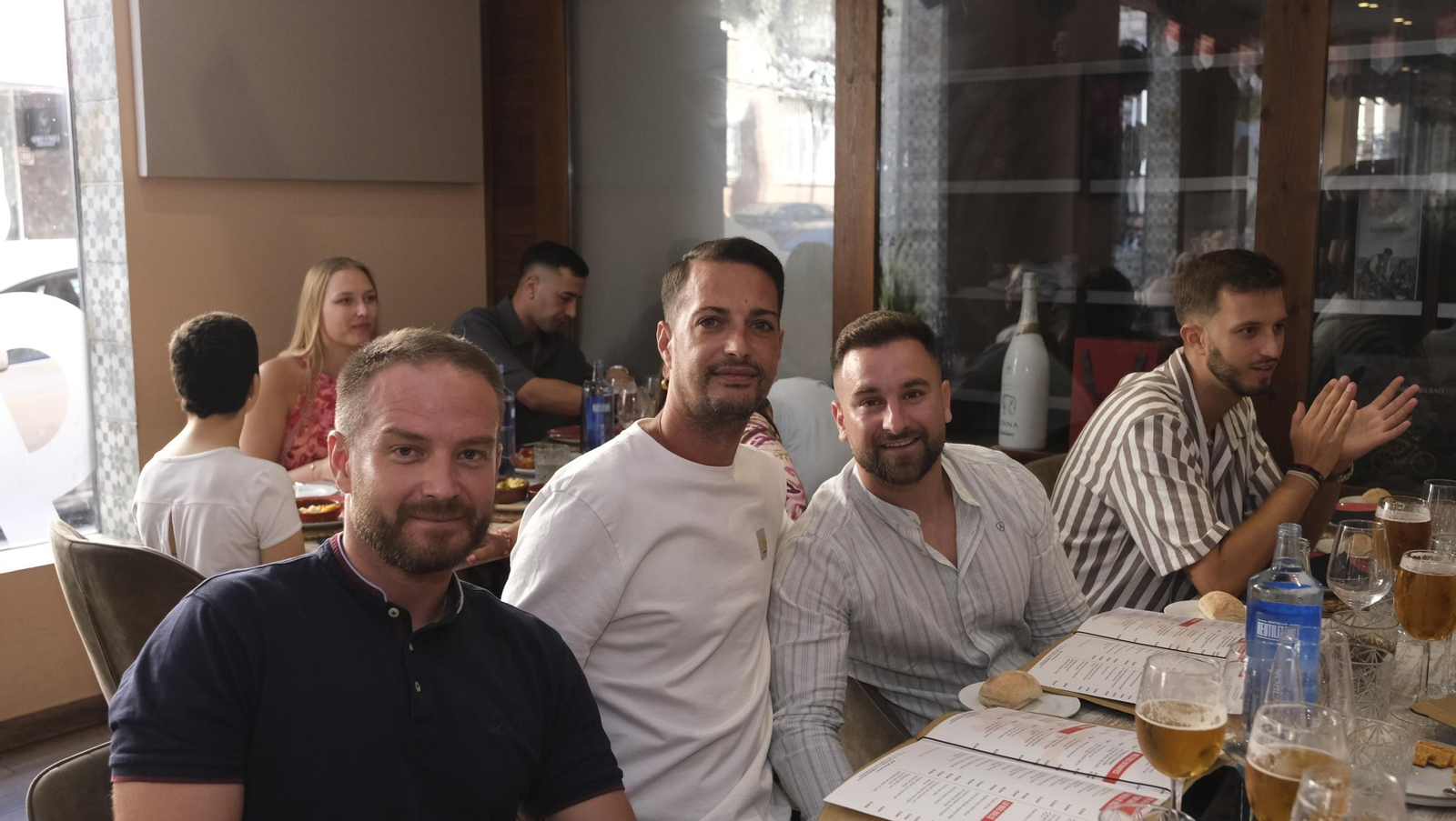 Sábado de Feria del Mediodía de Almería en La Bellota y El Buey, en La Cuarta Planta y en los ambigús