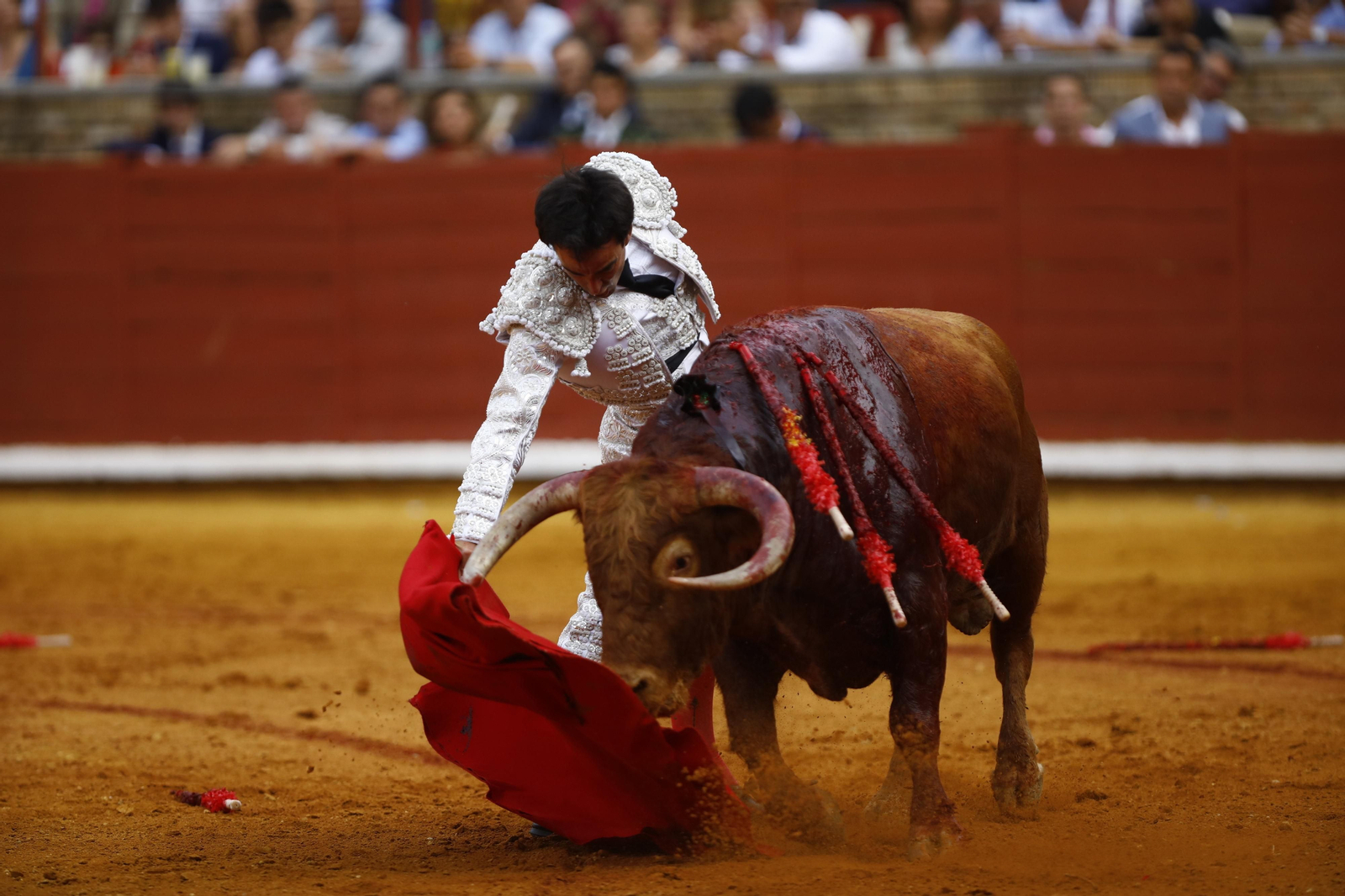 La corrida de Talavante, Roca Rey y Lagartijo, en Córdoba, en imágenes
