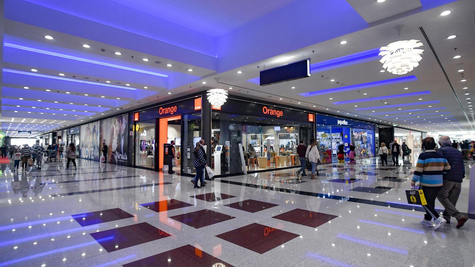 Nevada Shopping, en Armilla.