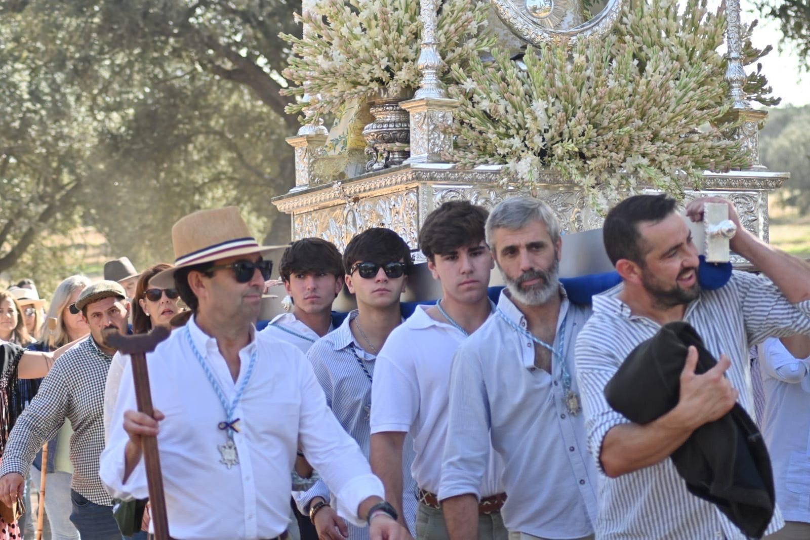 Traslado de la Virgen de Luna desde Villanueva de Córdoba al Santuario de La Jara.