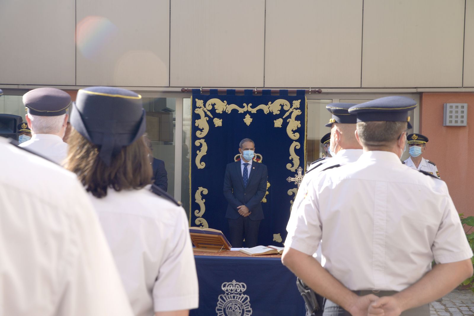 Fotos de la toma de posesion del cargo del nuevo comisario de la Policía Nacional