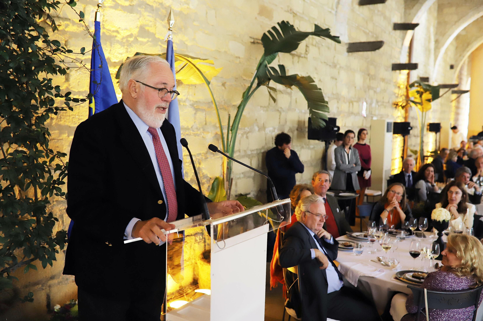 Homenaje a Miguel Arias
