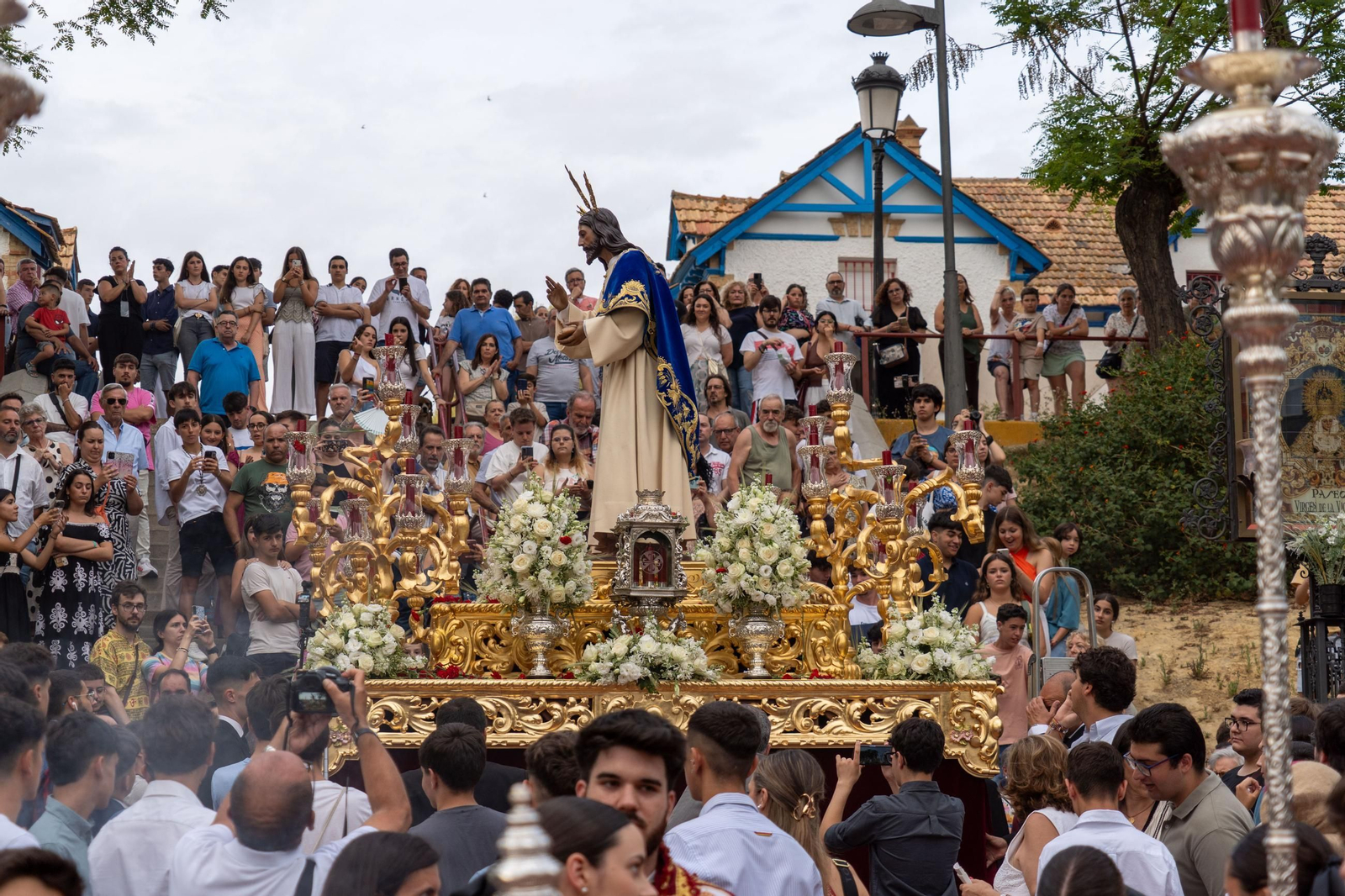 Imágenes del traslado del Cristo del Amor a la Concepción