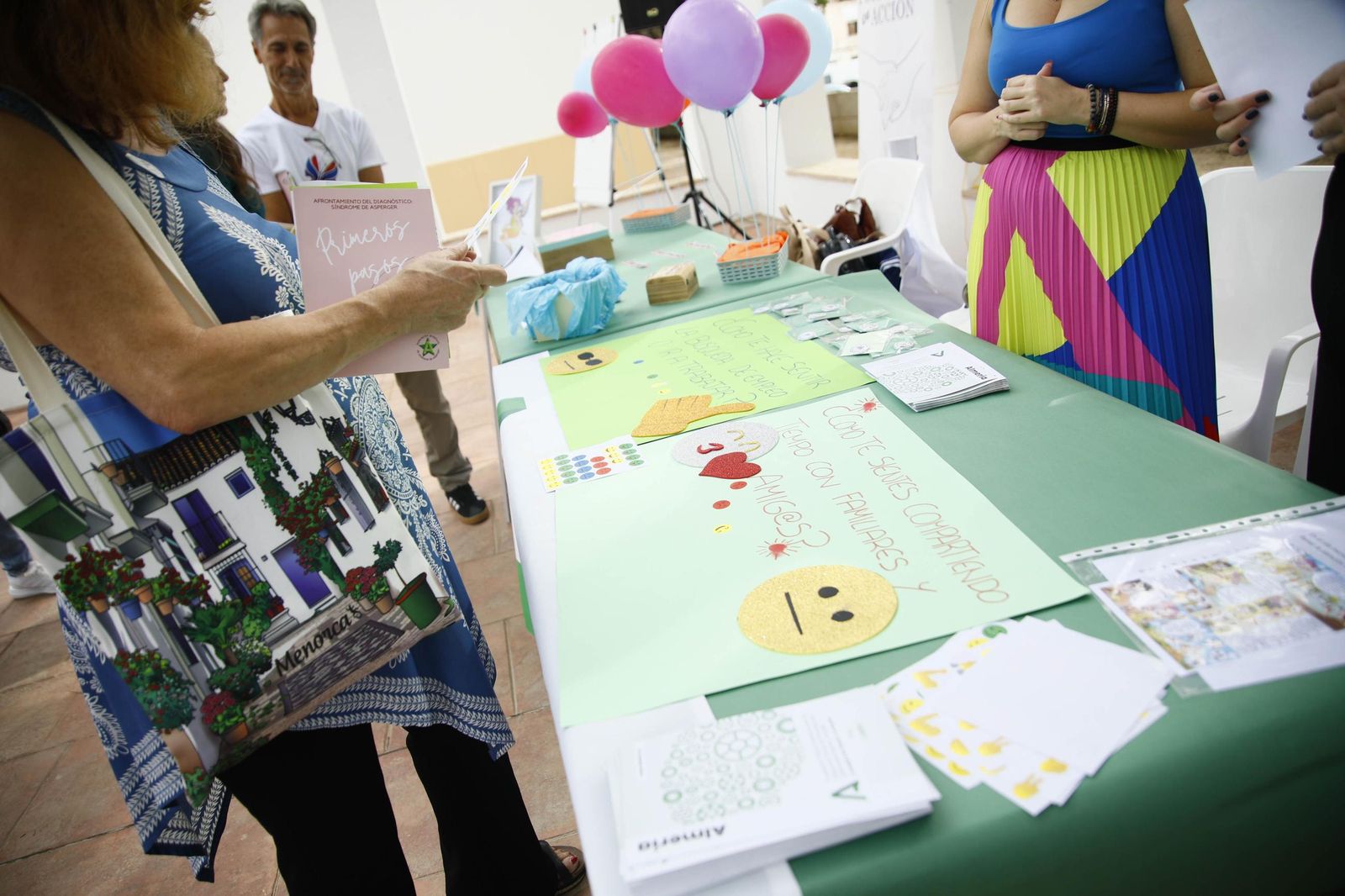 Las imágenes del "Día mundial de la salud mental" en Almería