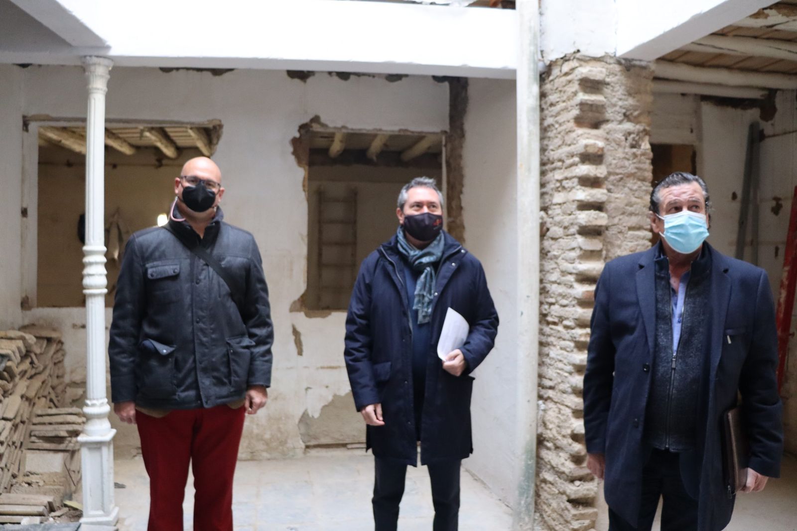 Espadas con los responsables del proyecto: Enrique Bocanegra y Enrique Piñeyro