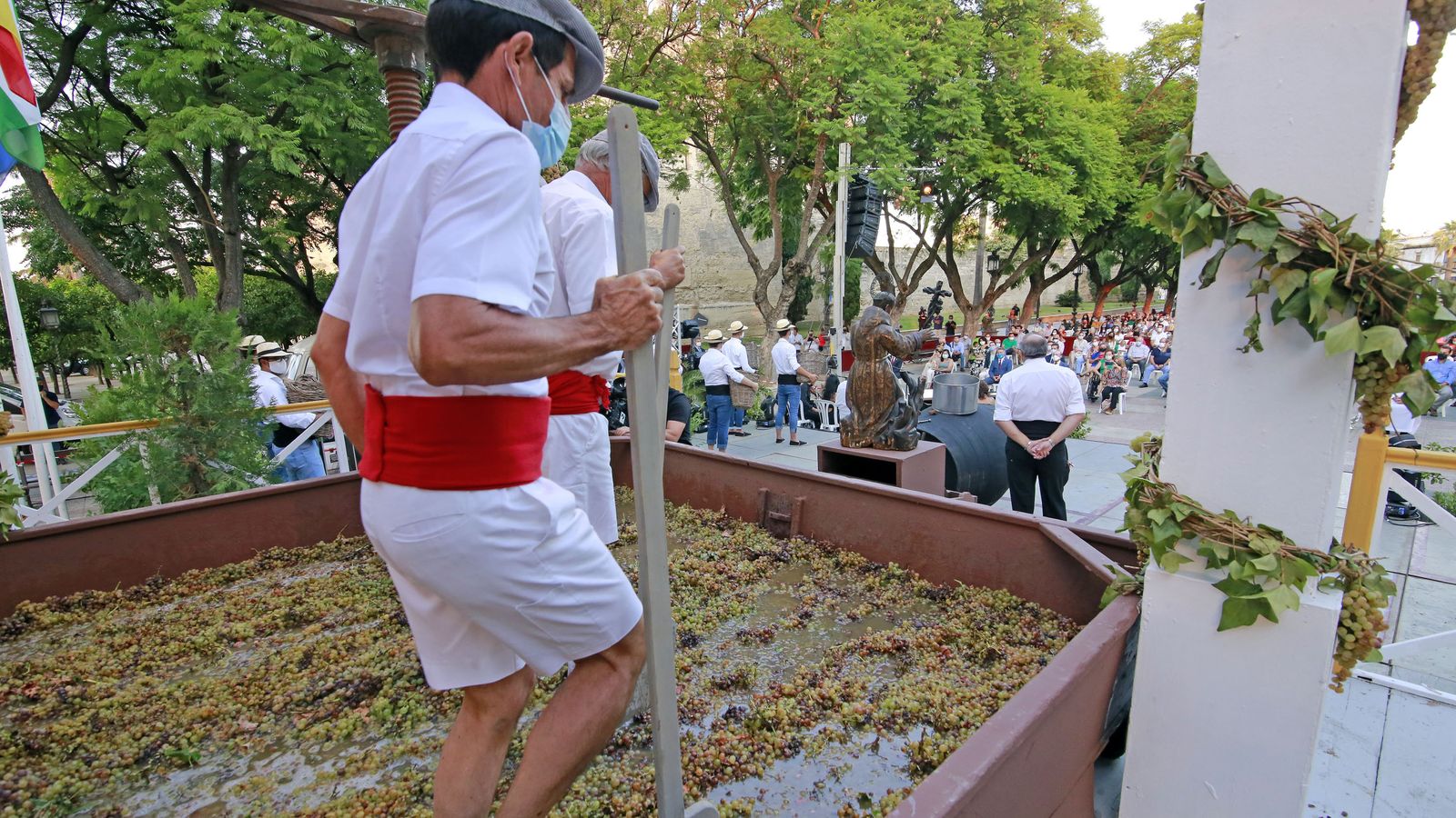 Pisa de la Uva en Alameda Vieja