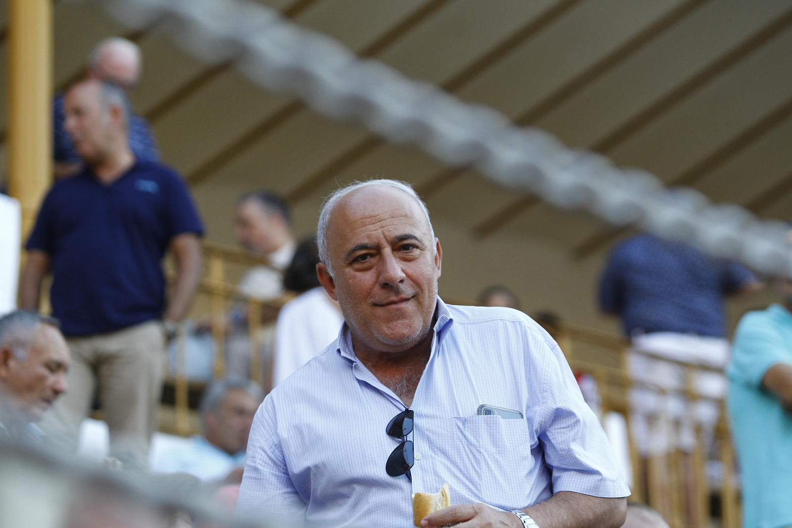 Las imágenes del ambiente del tendido en la novillada de la Feria Taurina de Almería