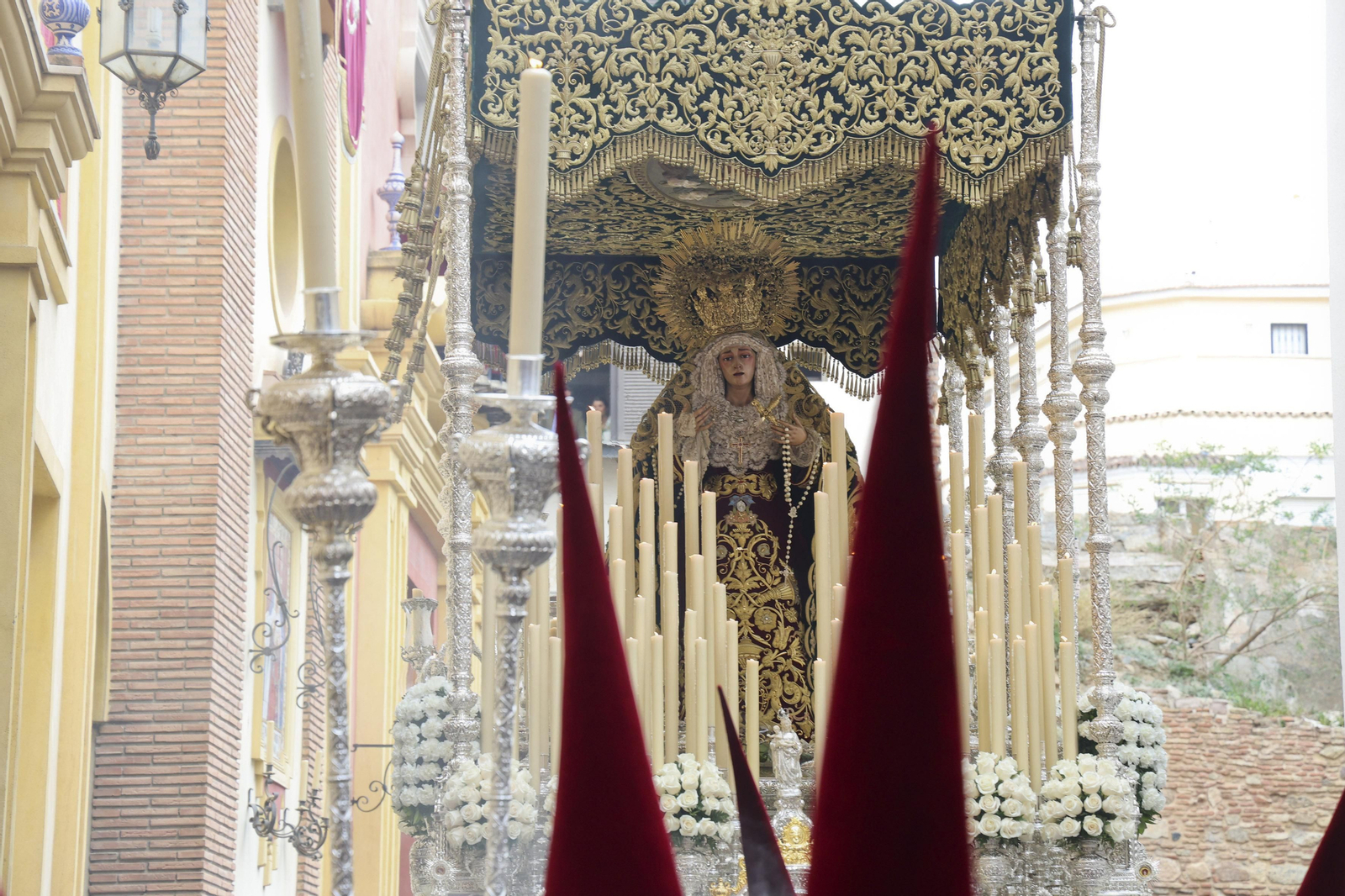 Las Penas en el Martes Santo de Málaga, en fotos