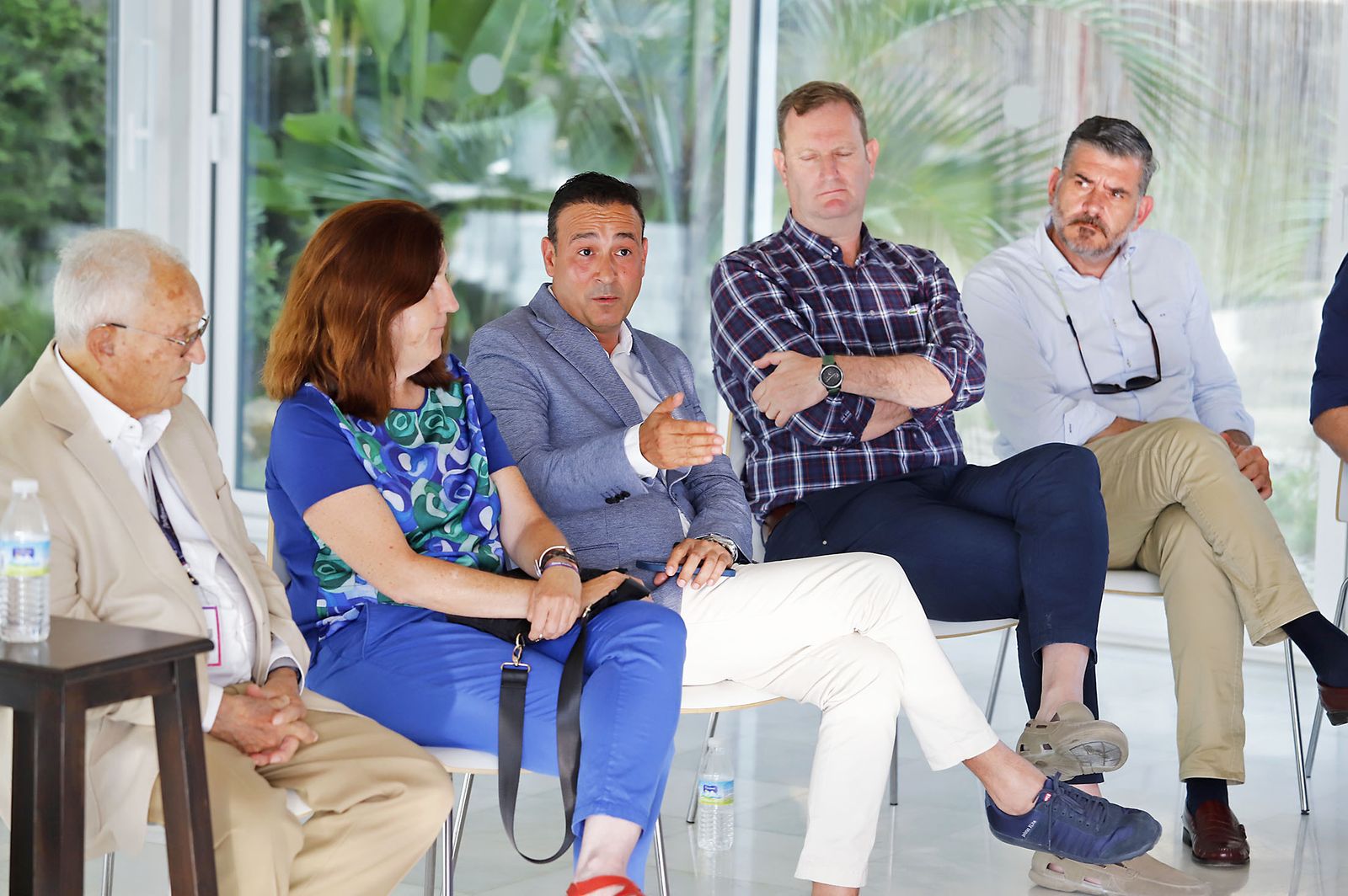 Imágenes del debate de "La Noche de los Frutos Rojos"