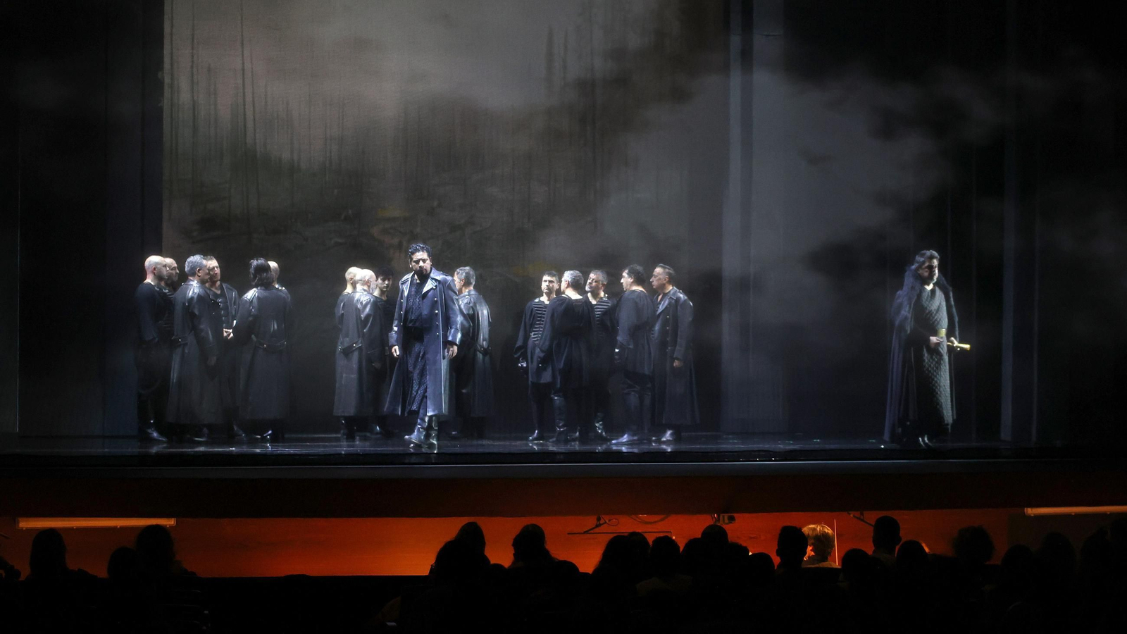 Imágenes de la ópera Macbeth en el Teatro Villamarta de Jerez